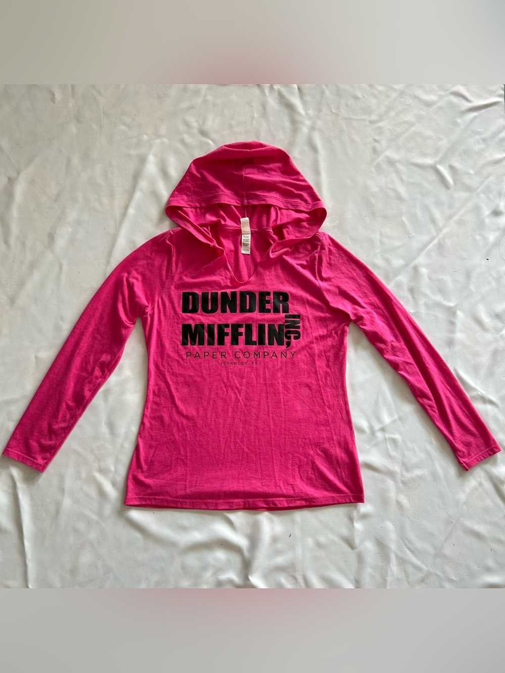 EUC Dunder Mifflin The Office Magenta Rose Pink Medium Light Hoodie Licensed Fan